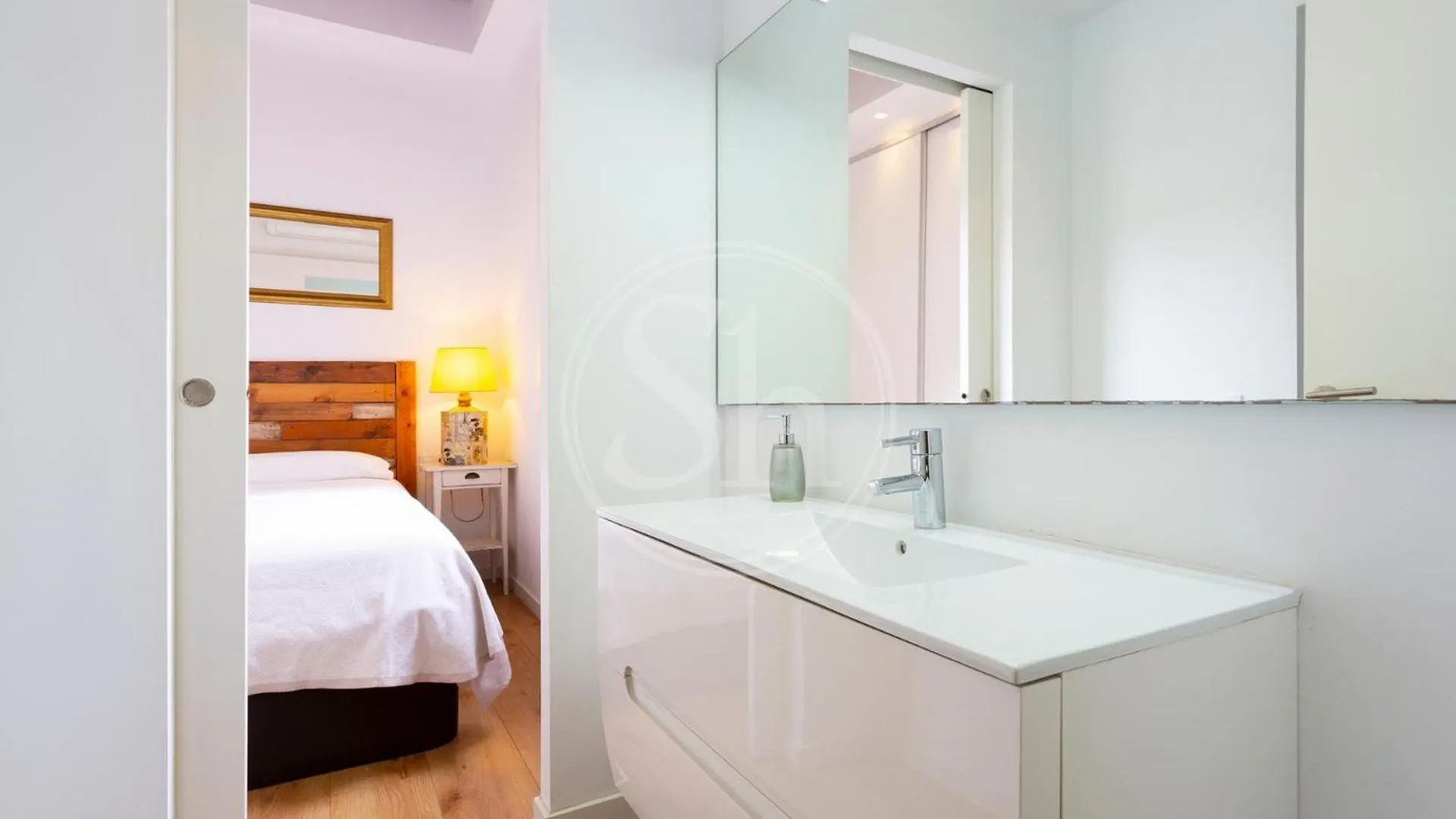 Moderno Apartamento En Eixample Barcelona