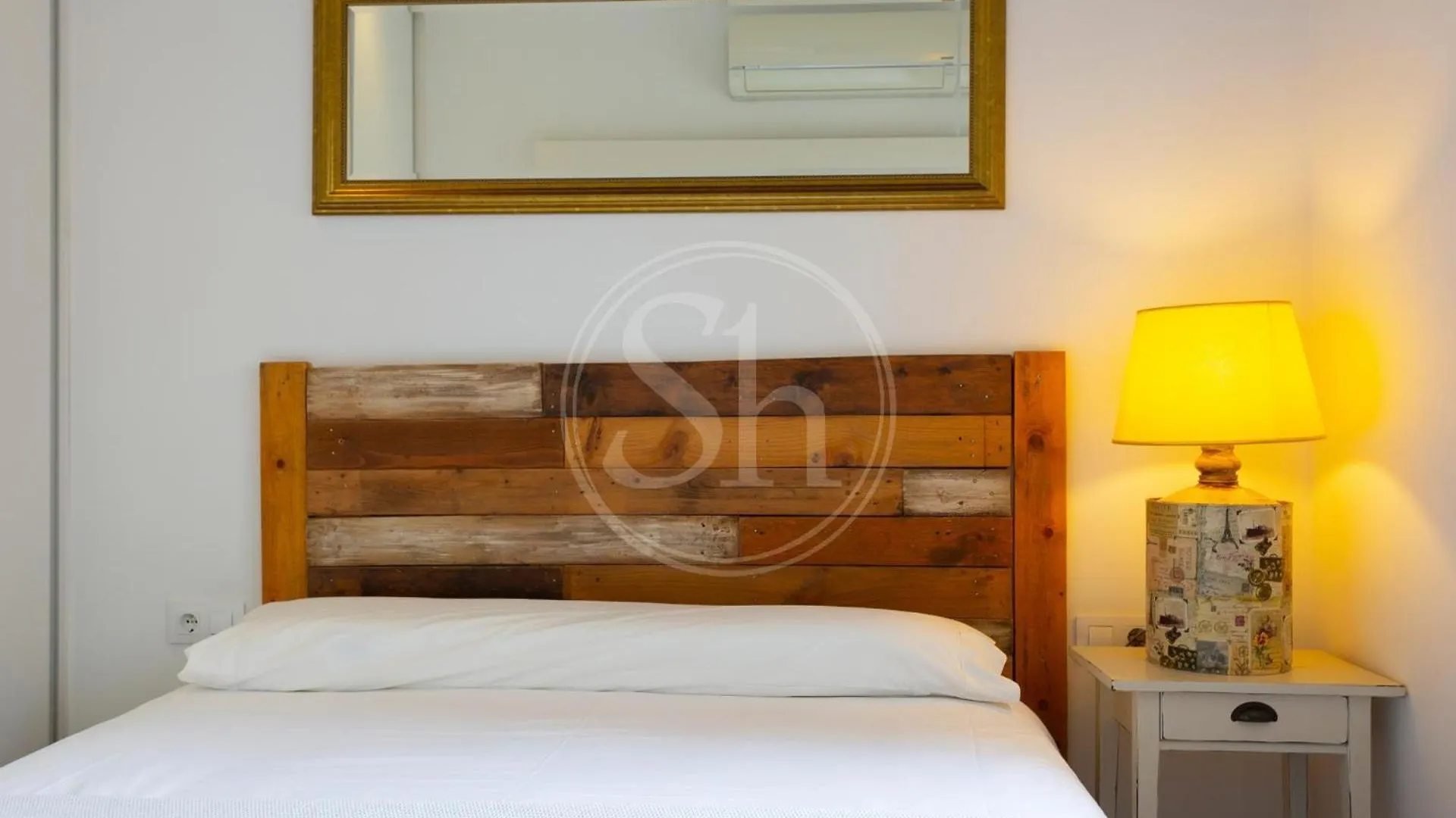 Moderno Apartamento En Eixample Barcelona España